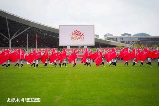 6月6日，主演郑恺、李昀锐和张蓝心来到首都体育学院与同学见面，这是《超越》第一次面对体育院校学生的检阅，电影以专业的态度、考究的细节和真挚的情感征服了在场的每一位同学